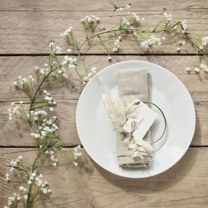 Decoratieslinger gipskruid wit bruiloft decoratie